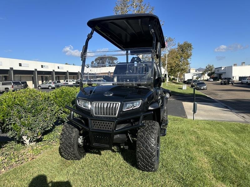 60200F3A-BEB2-4758-A252-03AAB34A77B1 2025 Evolution D5-Maverick 4 Plus Lithium Electric 4 Passenger Golf Cart for Sale - Image 1