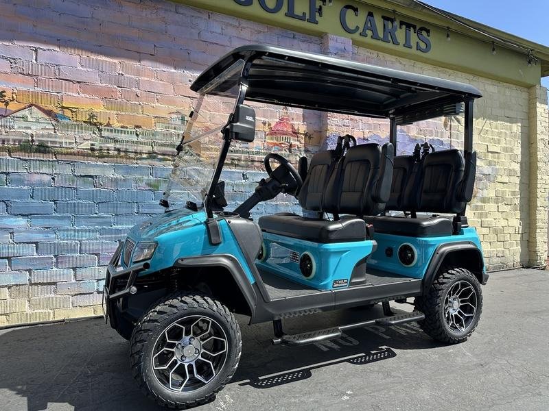 845B7C53-8499-44DC-971D-E6C36891C1C9 2025 Evolution D5-Maverick 4 Plus Lithium Electric 4 Passenger Golf Cart for Sale - Image 1