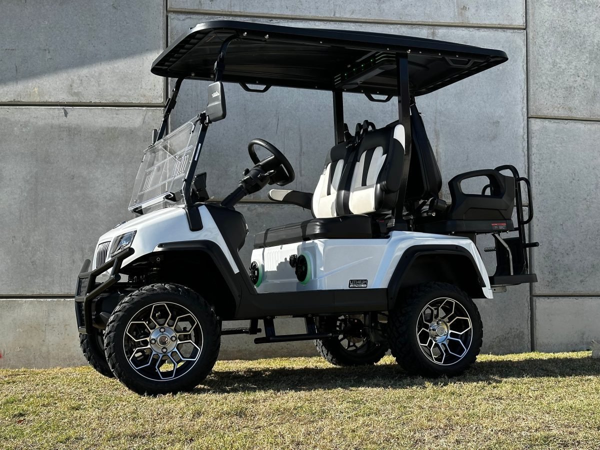 imgi_4_image-11-10 Evolution D5 Maverick 2+2 PLUS – 4 Passenger Lifted For Sale– White - Image 1