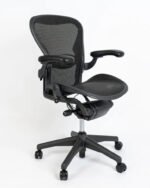 Herman Miller Aeron Chair For Sale Fully Featured Model, Size B - Image 6