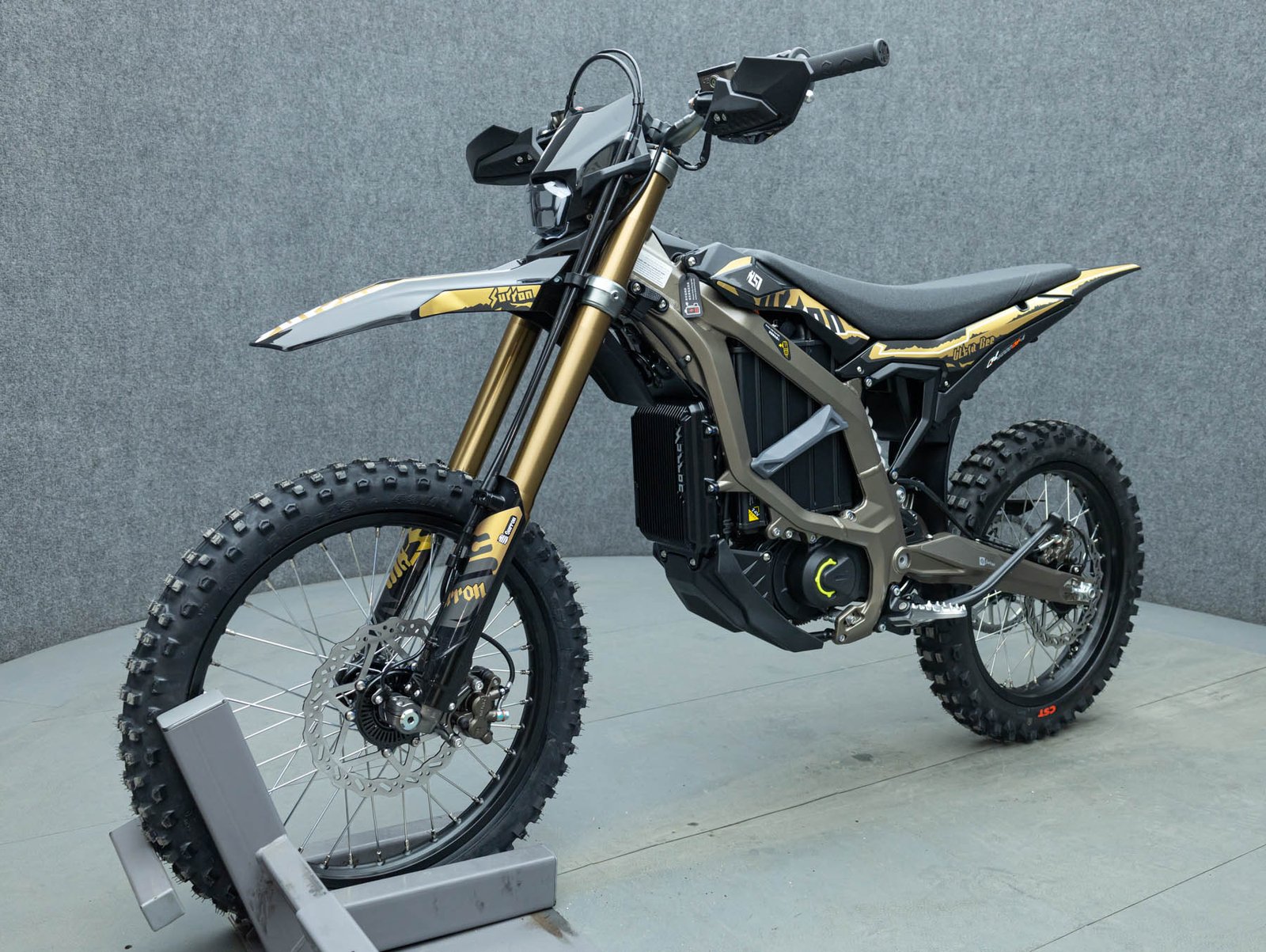 2025 SURRON ULTRA BEE_4 2026 Surron Ultra Bee HP Dirt Bike For Sale