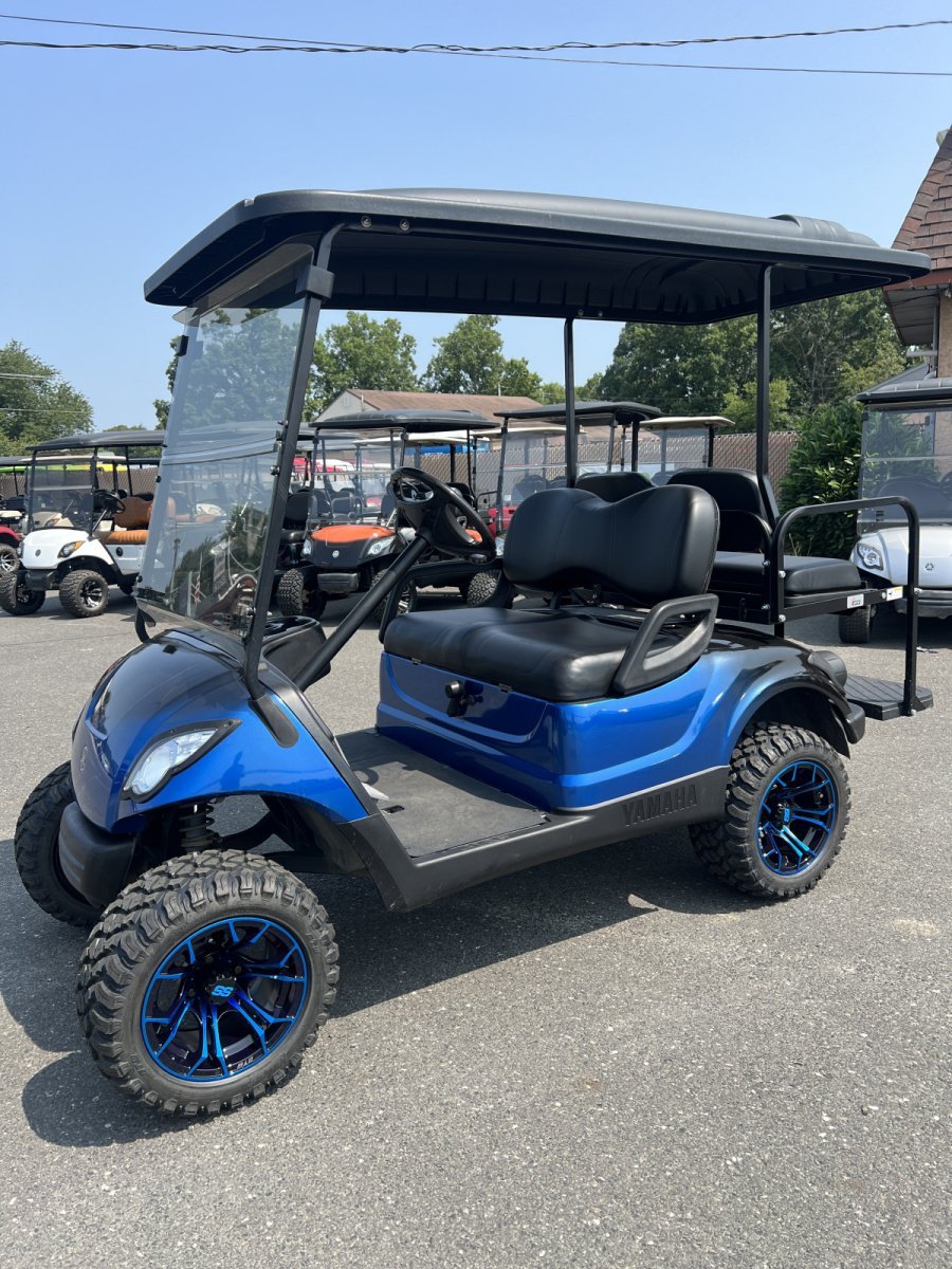 2015 Yamaha Drive Gas EFI powered custom golf cart, 3″ lift, Blue/Black Fade For Sale